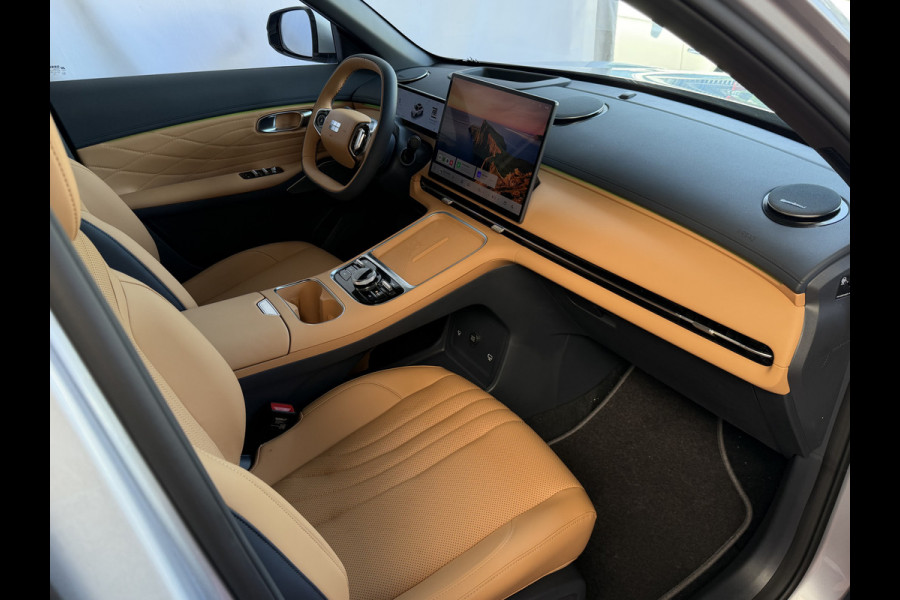 GEELY Starray EM-i 1.5 MAX+ PHEV LONG RANGE BRUIN LEER 29,8 KWH | 136km WLTP | PANORAMADAK | MASSAGE /STOEL/VERW/KOELING