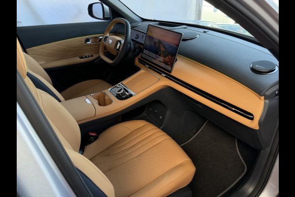 GEELY Starray EM-i 1.5 MAX+ PHEV LONG RANGE BRUIN LEER 29,8 KWH | 136km WLTP | PANORAMADAK | MASSAGE /STOEL/VERW/KOELING