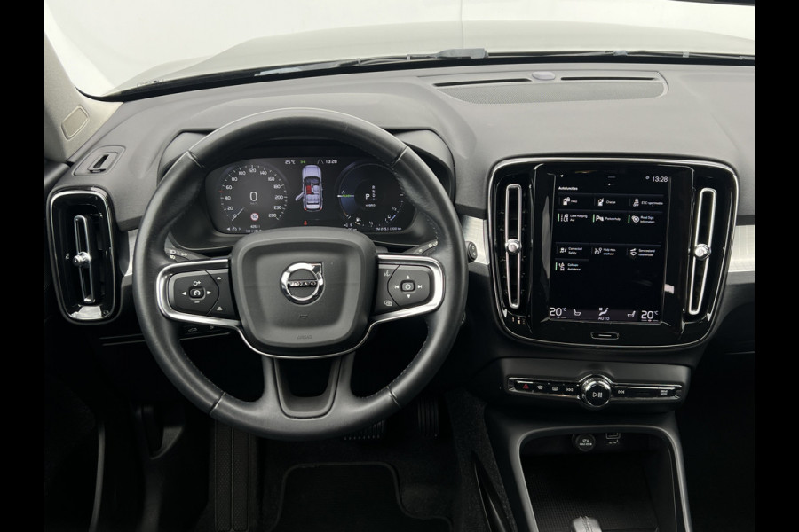 Volvo XC40 1.5 T4 Recharge R-Design | Trekhaak | Navi | LED | Carplay