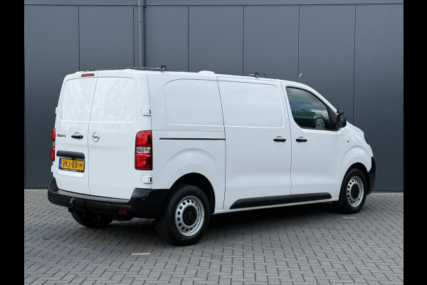 Opel Vivaro 2.0 CDTI 123 PK / L2H1 / 1e EIG. / TREKHAAK / CAMERA / CARPLAY / NAVI / CRUISE / AIRCO