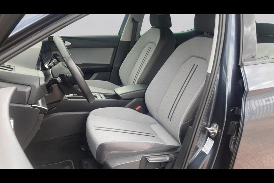 Seat Leon 1.0 eTSI 110pk DSG Style Business Intense Camera | Navigatie | App Connect | Led
