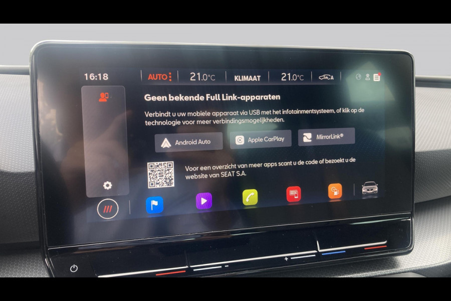 Seat Leon 1.0 eTSI 110pk DSG Style Business Intense Camera | Navigatie | App Connect | Led