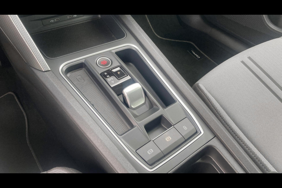 Seat Leon 1.0 eTSI 110pk DSG Style Business Intense Camera | Navigatie | App Connect | Led