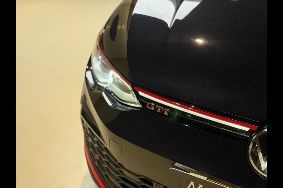 Volkswagen Golf 2.0 TSI GTI |Pano|Matrix|Blindspot|Camera|