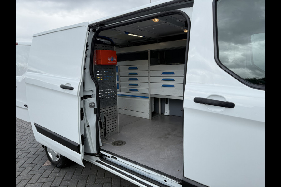 Ford Transit Custom 2.0 TDCI / L2H1 / 1e EIG. / SORTIMO INRICHTING / TREKHAAK / CRUISE / 3-ZITS / 2800 KG AHG