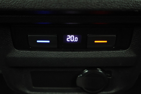 Volkswagen Tiguan 1.5 TSI R-Line Business+ Camera, Apple Carplay, Keyless, IQ Light, ACC, 19"