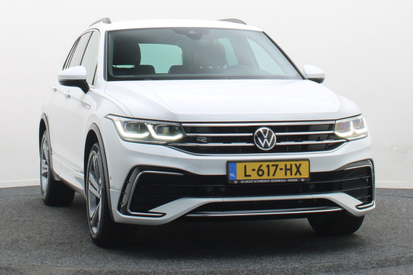 Volkswagen Tiguan 1.5 TSI R-Line Business+ Camera, Apple Carplay, Keyless, IQ Light, ACC, 19"