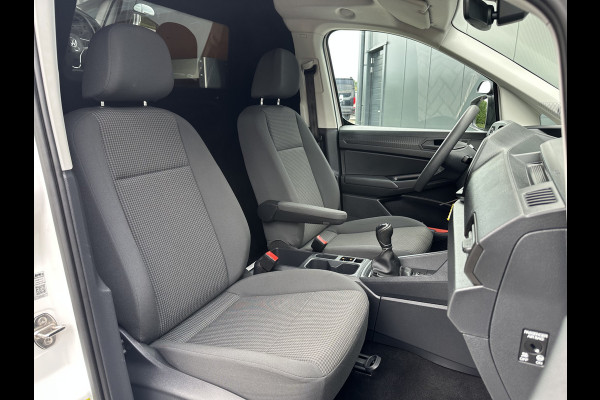 Volkswagen Caddy Cargo 2.0 TDI 123 PK 4-MOTION / L1H1 / 4x4 / 1e EIG. / TREKHAAK / INRICHTING / CAMERA / CRUISE / AIRCO / CARPLAY