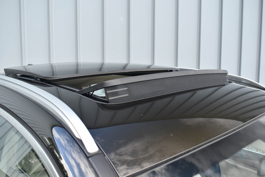 BMW X3 xDrive20i High Executive | Pano | Trekhaak | Leder | Stoelverwarming