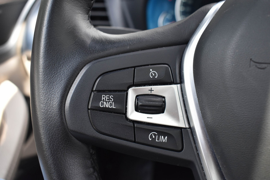 BMW X3 xDrive20i High Executive | Pano | Trekhaak | Leder | Stoelverwarming