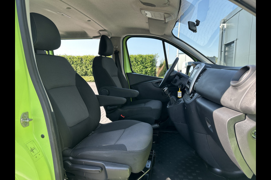 Renault Trafic 1.6 dCi / L2H1 / 1e EIG. / DUBBELE CABINE / 2x SCHUIFDEUR / TREKHAAK / AIRCO / CRUISE / DUBBELE CABINE