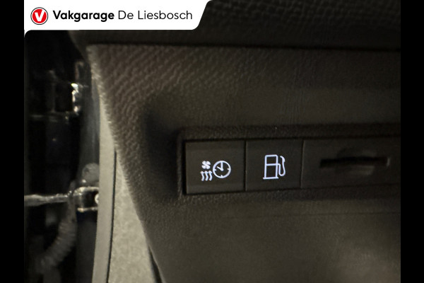Peugeot 308 1.6 Plug-in Hybrid 180 GT-line/pano/navi/memory/apple/camera/boeken