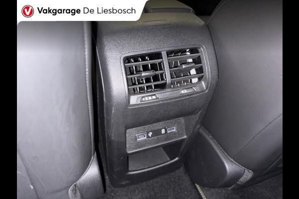 Peugeot 308 1.6 Plug-in Hybrid 180 GT-line/pano/navi/memory/apple/camera/boeken