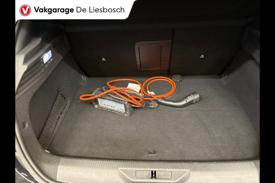 Peugeot 308 1.6 Plug-in Hybrid 180 GT-line/pano/navi/memory/apple/camera/boeken