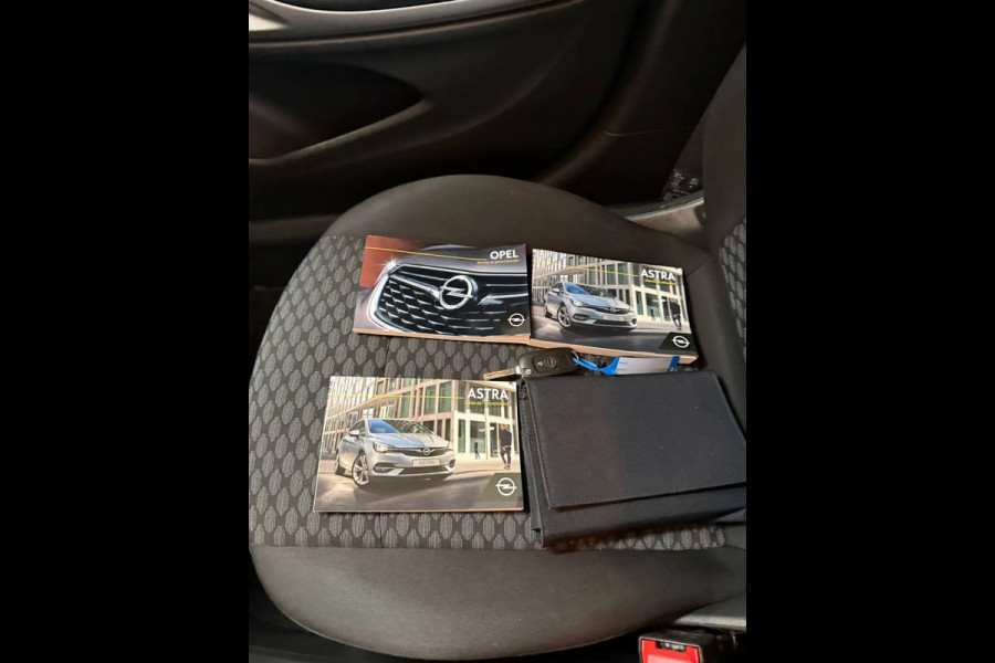 Opel Astra Sports Tourer 1.2 Business Elegance | Camera | Navigatie | Cruise