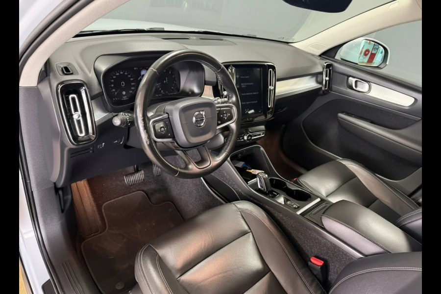 Volvo XC40 1.5 T3 Momentum | Leder | Elektr. Trekhaak | BLISS