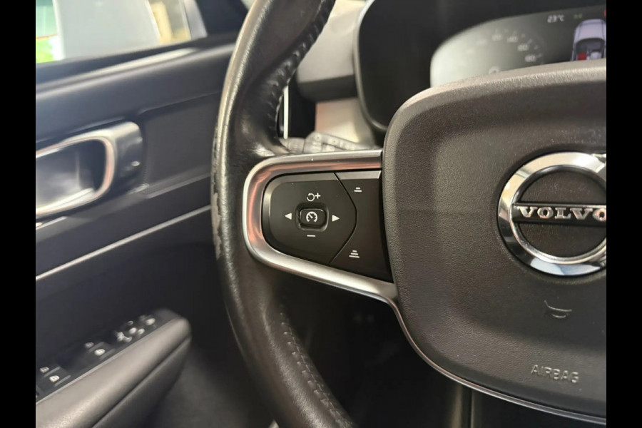 Volvo XC40 1.5 T3 Momentum | Leder | Elektr. Trekhaak | BLISS