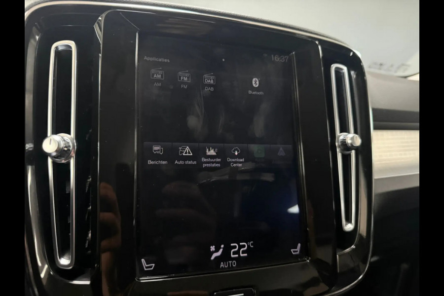 Volvo XC40 1.5 T3 Momentum | Leder | Elektr. Trekhaak | BLISS