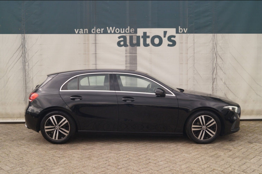 Mercedes-Benz A-Klasse 180 Automaat Business Solution Luxury -LEER-ECC-PDC-