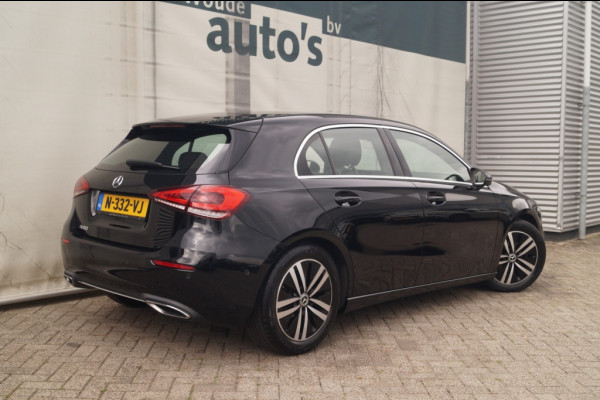 Mercedes-Benz A-Klasse 180 Automaat Business Solution Luxury -LEER-ECC-PDC-
