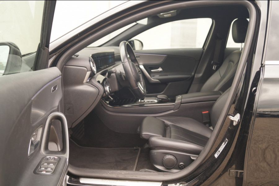 Mercedes-Benz A-Klasse 180 Automaat Business Solution Luxury -LEER-ECC-PDC-