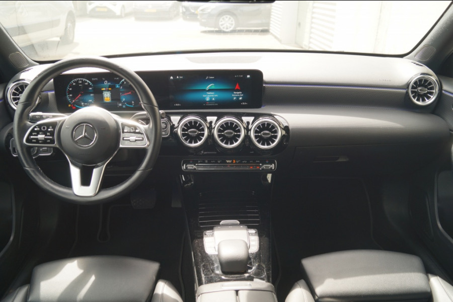 Mercedes-Benz A-Klasse 180 Automaat Business Solution Luxury -LEER-ECC-PDC-