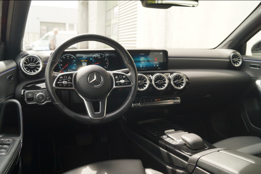 Mercedes-Benz A-Klasse 180 Automaat Business Solution Luxury -LEER-ECC-PDC-