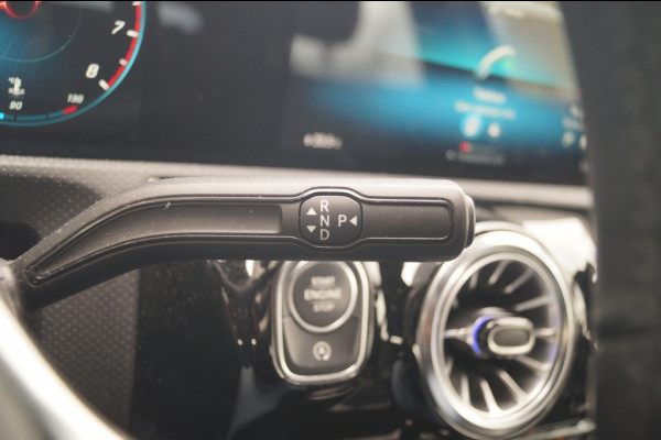 Mercedes-Benz A-Klasse 180 Automaat Business Solution Luxury -LEER-ECC-PDC-