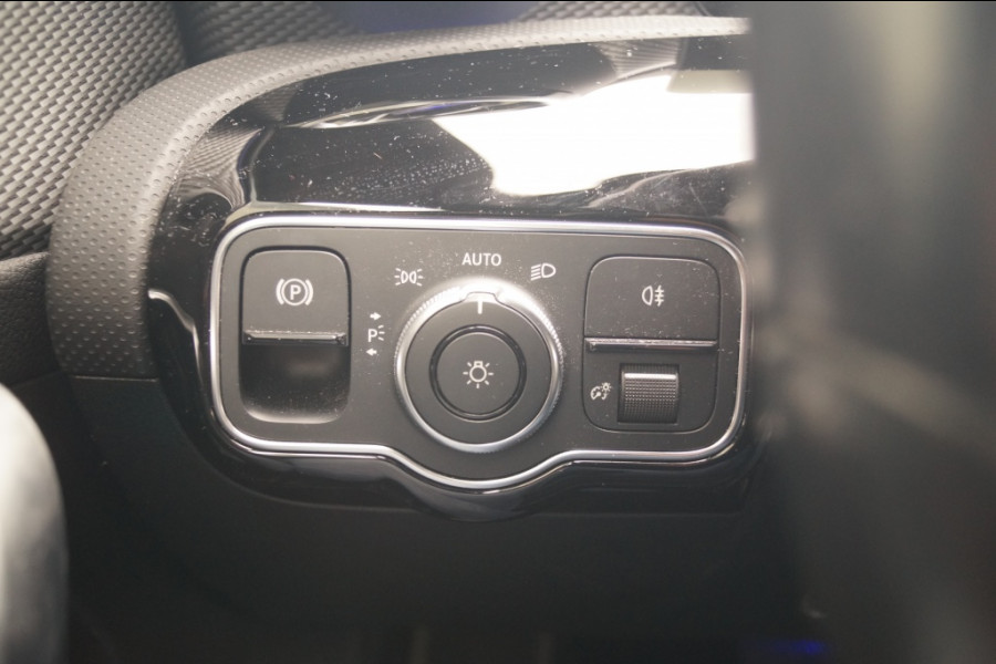 Mercedes-Benz A-Klasse 180 Automaat Business Solution Luxury -LEER-ECC-PDC-