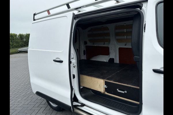 Peugeot Expert 2.0 BlueHDI 123 PK / L2H1 / 1e EIG. / IMPERIAAL / TREKHAAK / AIRCO / CRUISE / CARPLAY