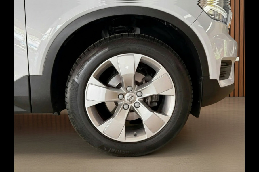 Volvo XC40 1.5 T3 Momentum | Leder | Elektr. Trekhaak | BLISS