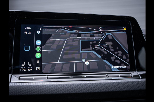 Volkswagen Golf 8 1.4 eHybrid GTE - Pano l Camera l Carplay