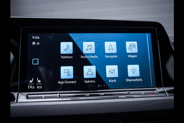 Volkswagen Golf 8 1.4 eHybrid GTE - Pano l Camera l Carplay