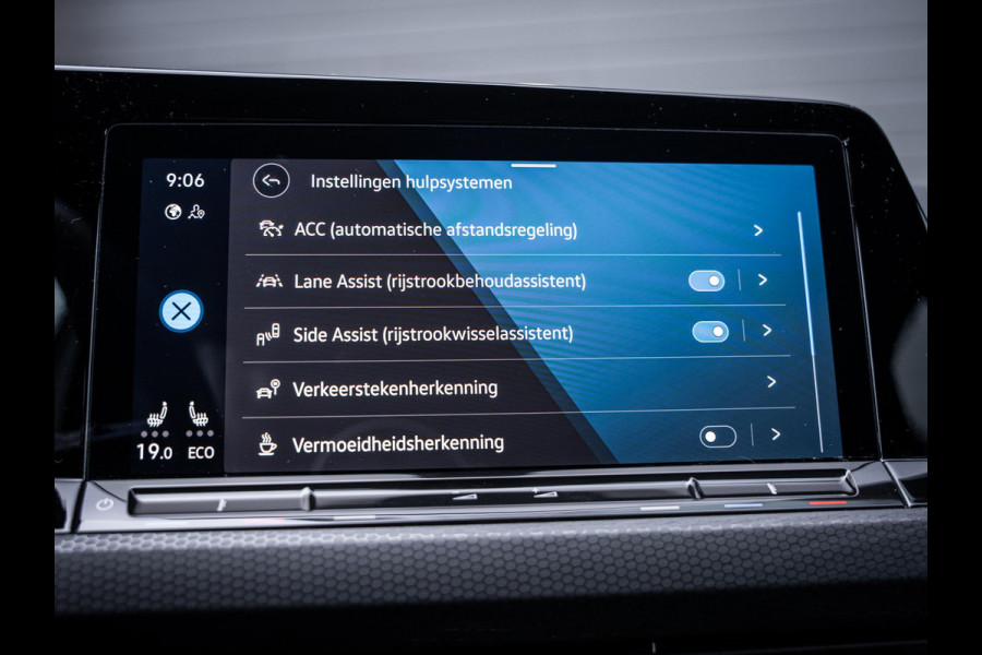 Volkswagen Golf 8 1.4 eHybrid GTE - Pano l Camera l Carplay