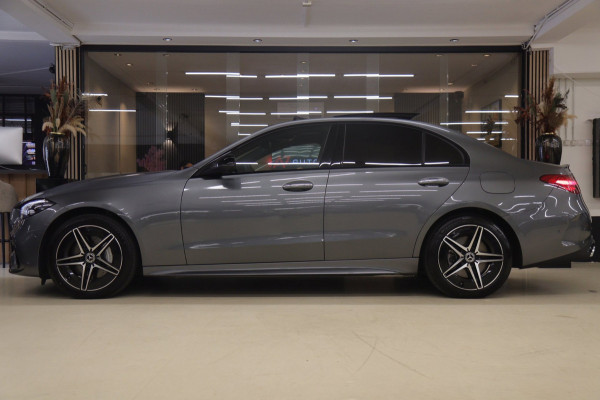 Mercedes-Benz C-Klasse 300 E AMG Line / PANO/HUD/360CAM/CARPLAY/MEM/ACC/BOMVOL