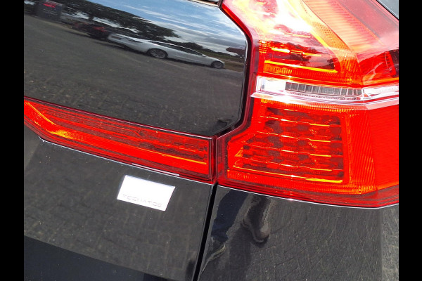 Volvo XC60 2.0 Recharge T6 AWD Inscription | Pano | Leder | Adaptive CC | Blindspot | Memory Seat |