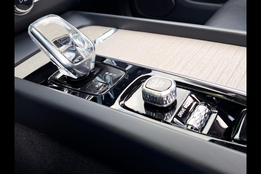 Volvo XC60 2.0 Recharge T6 AWD Inscription | Pano | Leder | Adaptive CC | Blindspot | Memory Seat |