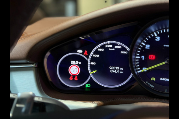 Porsche Panamera 2.9 4 E-Hybrid|Pano|Bose|360|Chrono|Massage|Stoelventilatie|