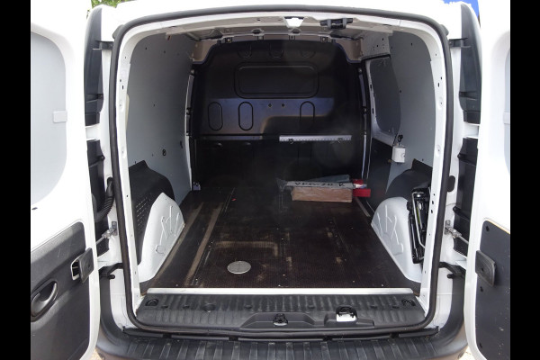 Renault Kangoo 1.5 DCI AIRCO NAVIGATIE CRUISE CONTROL SCHUIFDEUR