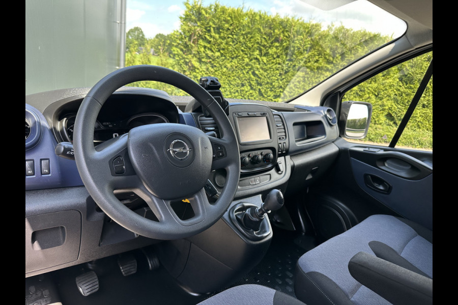Opel Vivaro 1.6 CDTI 122 PK E6 / L2H1 / IMPERIAAL / TREKHAAK / 3 ZITS / AIRCO / NAVI / CRUISE