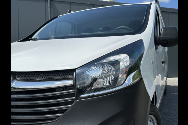 Opel Vivaro 1.6 CDTI 122 PK E6 / L2H1 / IMPERIAAL / TREKHAAK / 3 ZITS / AIRCO / NAVI / CRUISE