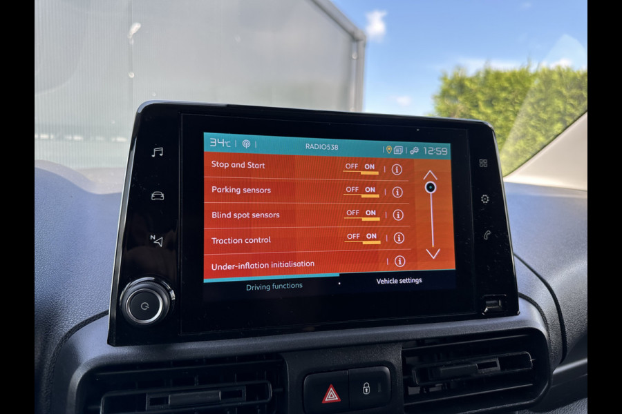 Citroën Berlingo 1.5 BlueHDI 102 PK E6 / L1H1 / 1e EIG. / TREKHAAK / PERMANENT REAR VIEUW / BLIND SPOT / ALUCA INRICHTING / AIRCO / CRUISE