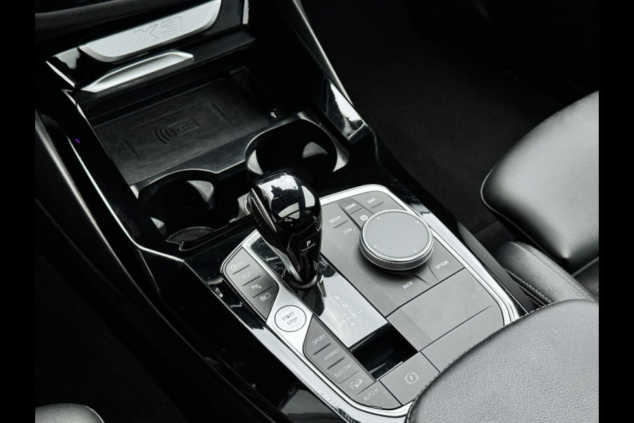 BMW X3 XDrive30e M-Sport | Pano | Trekhaak | Harman Kardon | Elektr. stoelen | Head Up | Keyless | 20 inch | 360