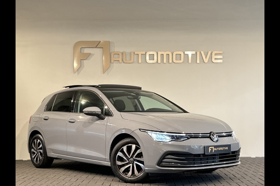 Volkswagen Golf 1.0 eTSI Life Pano|ACC|Lane|Sfeer|Stoelverwarming|Stuurverwarming