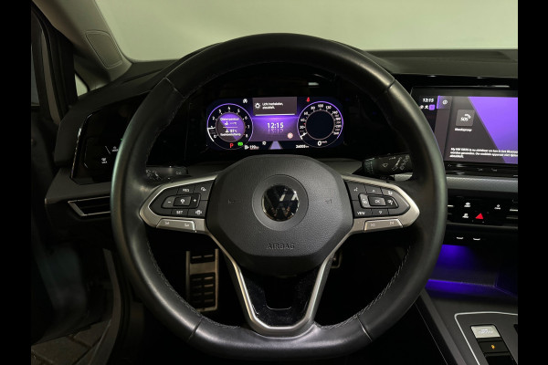 Volkswagen Golf 1.0 eTSI Life Pano|ACC|Lane|Sfeer|Stoelverwarming|Stuurverwarming