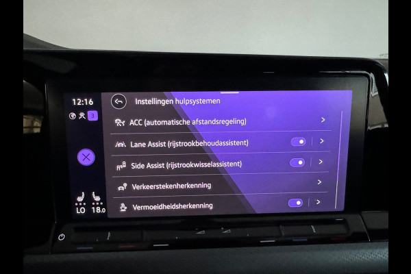 Volkswagen Golf 1.0 eTSI Life Pano|ACC|Lane|Sfeer|Stoelverwarming|Stuurverwarming