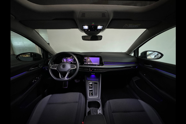 Volkswagen Golf 1.0 eTSI Life Pano|ACC|Lane|Sfeer|Stoelverwarming|Stuurverwarming