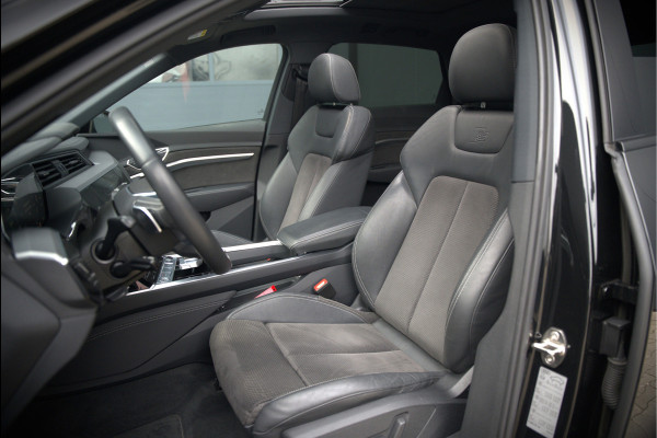Audi e-tron e-tron 50 quattro Launch edition Black 71 kWh | Black Edition | Panoramadak | Memory Seat | Luchtvering | Adaptive Cruise Control | Keyless | Matrix LED | Trekhaak | Stoelverwarming | NAP |