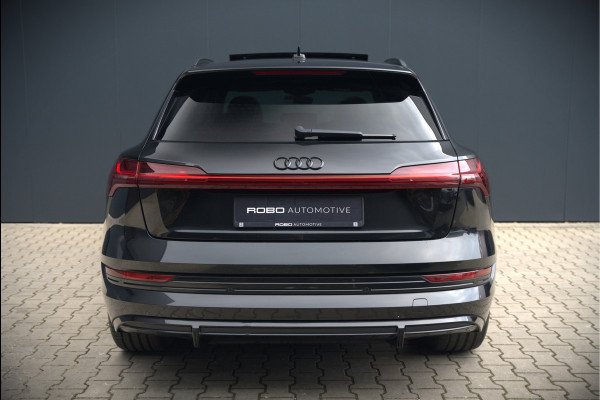 Audi e-tron e-tron 50 quattro Launch edition Black 71 kWh | Black Edition | Panoramadak | Memory Seat | Luchtvering | Adaptive Cruise Control | Keyless | Matrix LED | Trekhaak | Stoelverwarming | NAP |