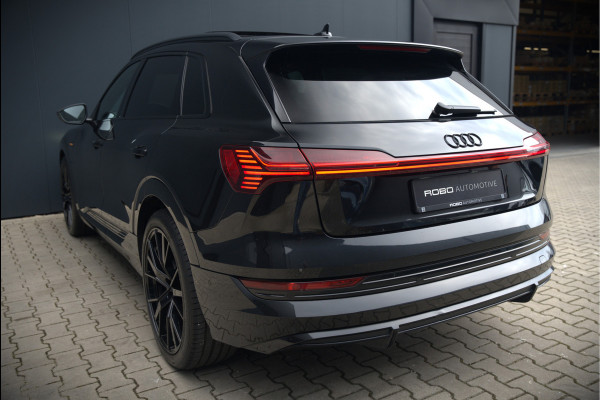 Audi e-tron e-tron 50 quattro Launch edition Black 71 kWh | Black Edition | Panoramadak | Memory Seat | Luchtvering | Adaptive Cruise Control | Keyless | Matrix LED | Trekhaak | Stoelverwarming | NAP |